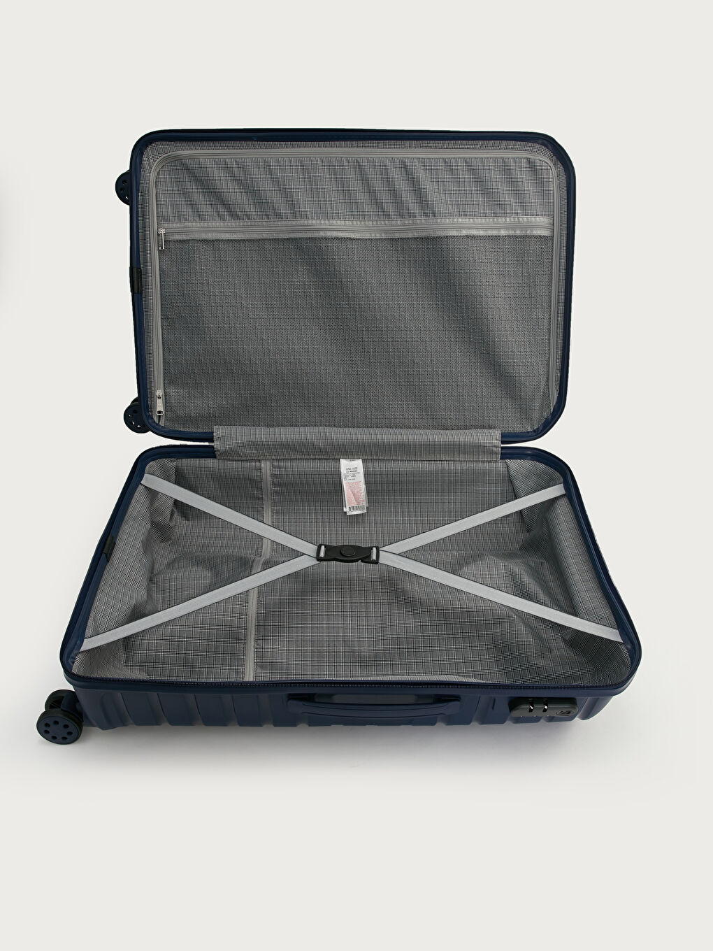 Lacivert Kilit Detaylı Çekme Mekanizmalı Büyük Boy Valiz-3