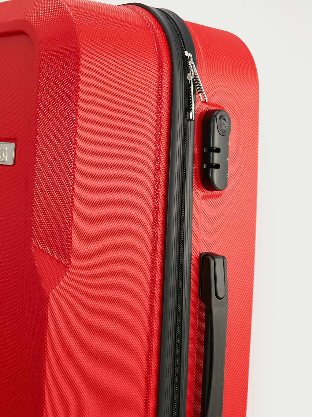 Kırmızı Çekme Mekanizmalı Küçük Boy Valiz-4