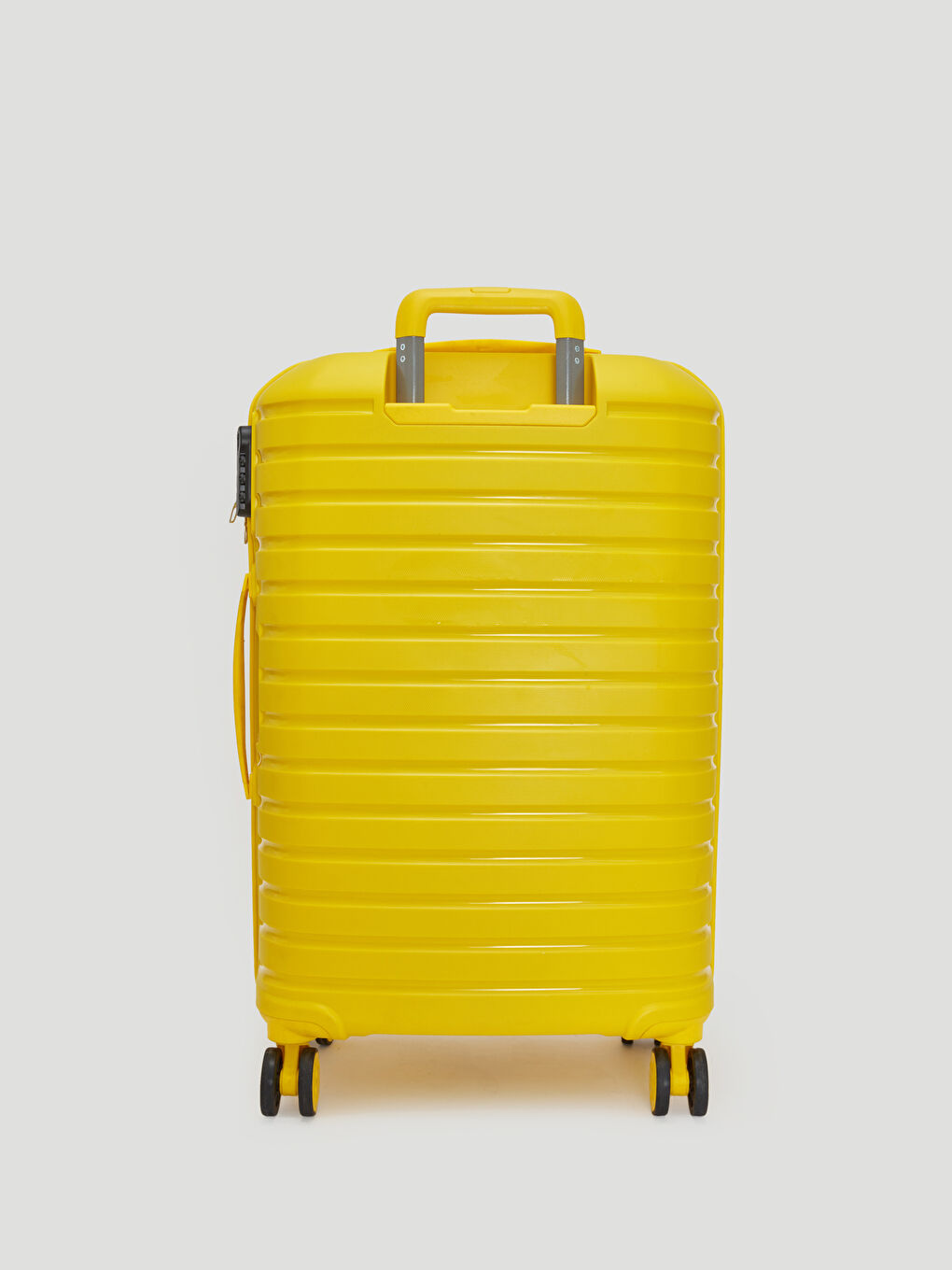 Sarı Kilit Detaylı Çekme Mekanizmalı Orta Boy Valiz-2