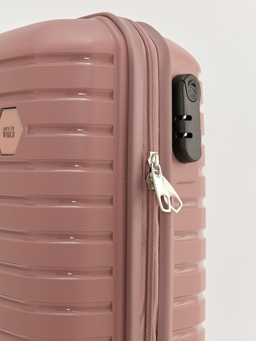 LCW ACCESSORIES Pembe Kilit Detaylı Çekme Mekanizmalı Küçük Boy Valiz - 2