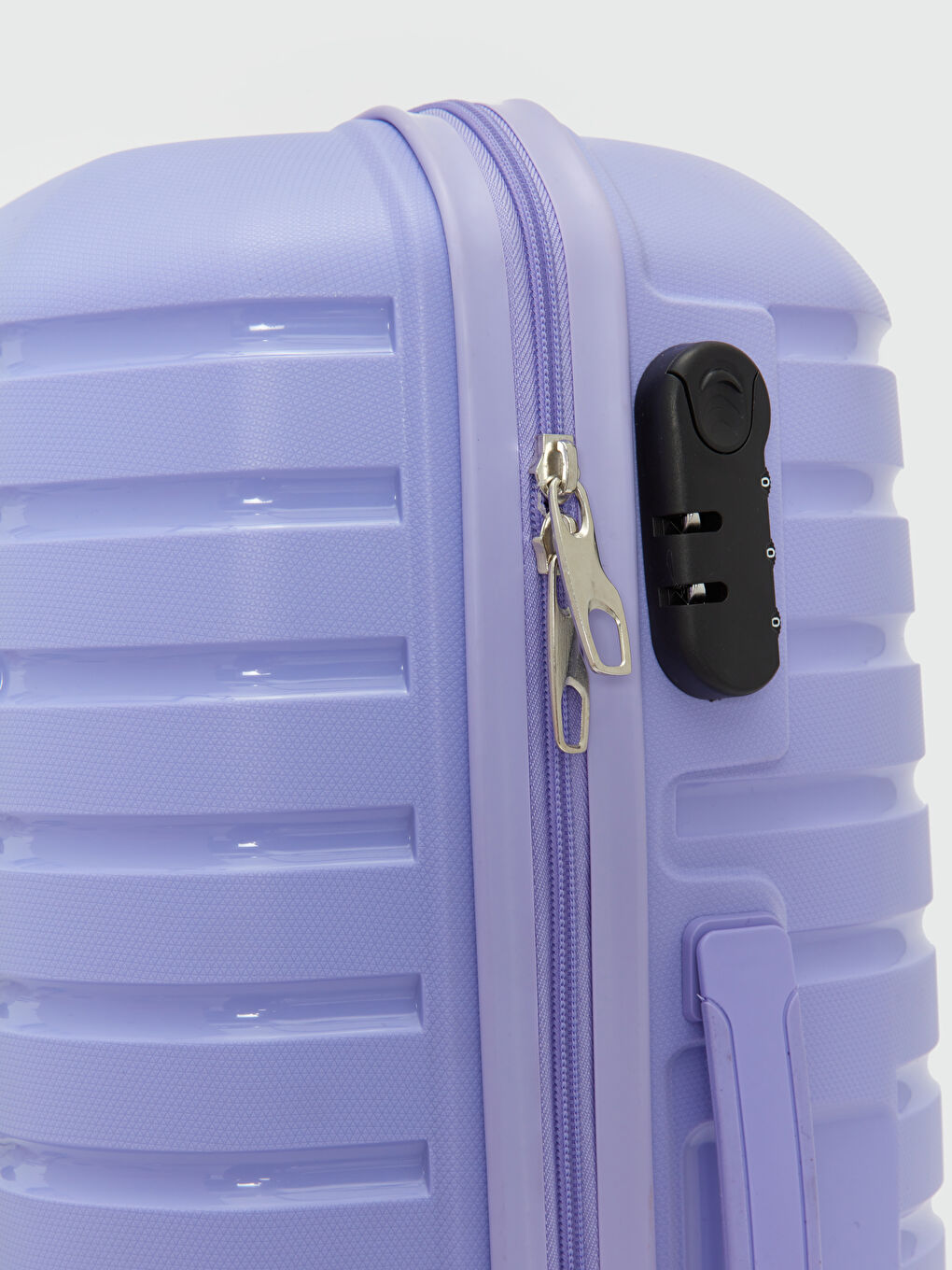 Small Size Suitcase with Lock Detail Pull Mechanism-4
