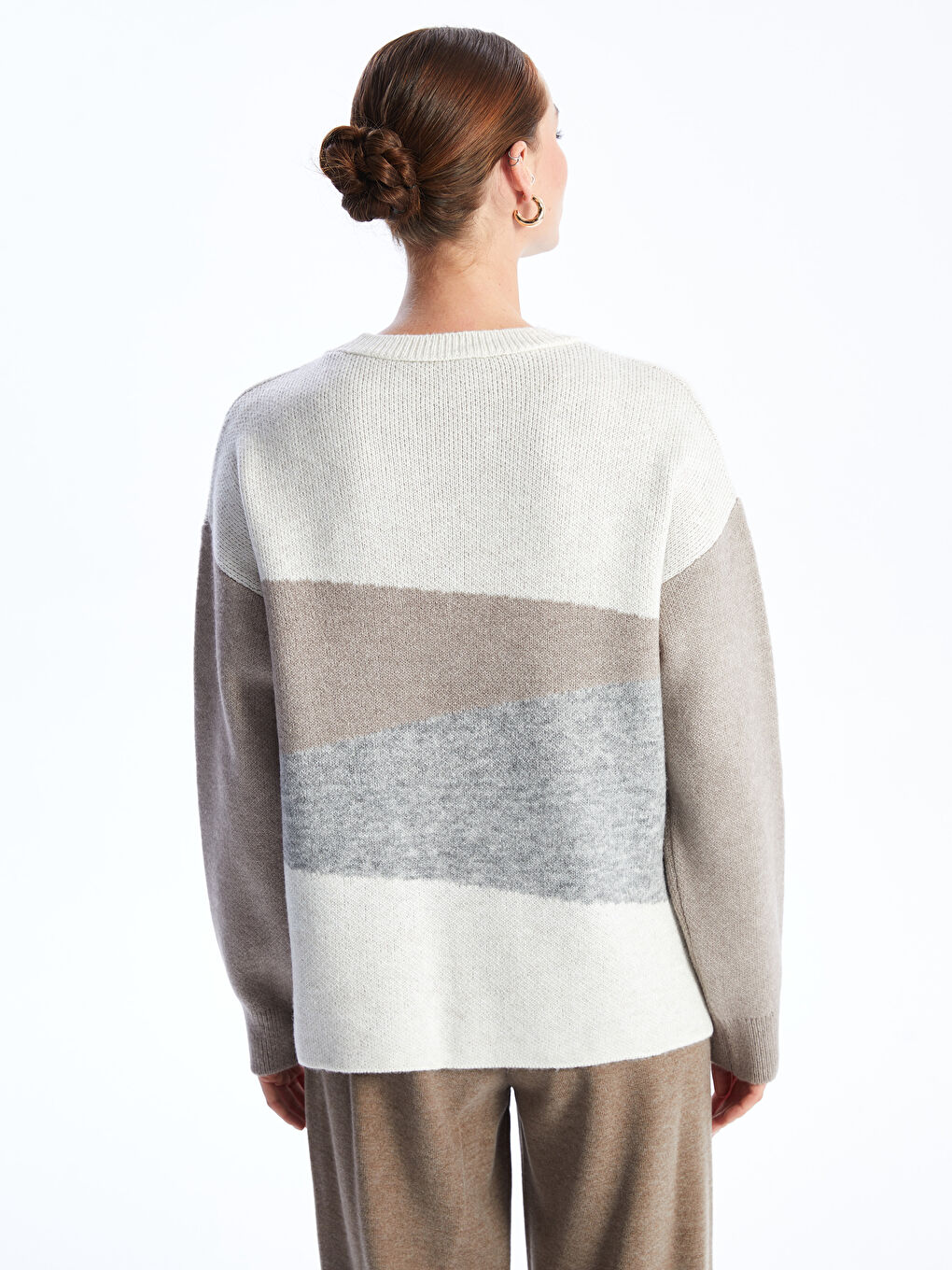 LCWAIKIKI Classic Crew Neck Color Block Long Sleeve Women's Knitwear Sweater -W3G648Z8-VBR