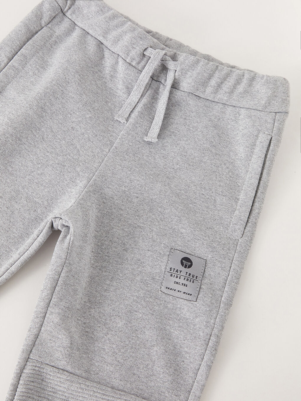 Gri Beli Lastikli Erkek Çocuk Jogger Eşofman Altı-2