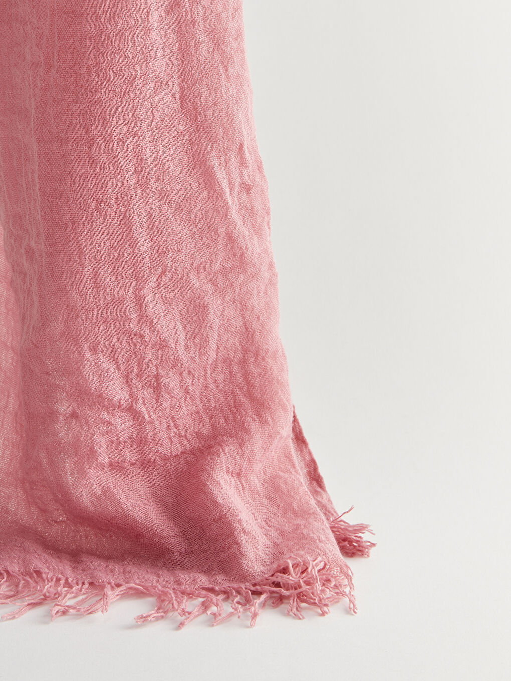 Pembe Püskül Detaylı Kadın Bürümcüklü Şal-1