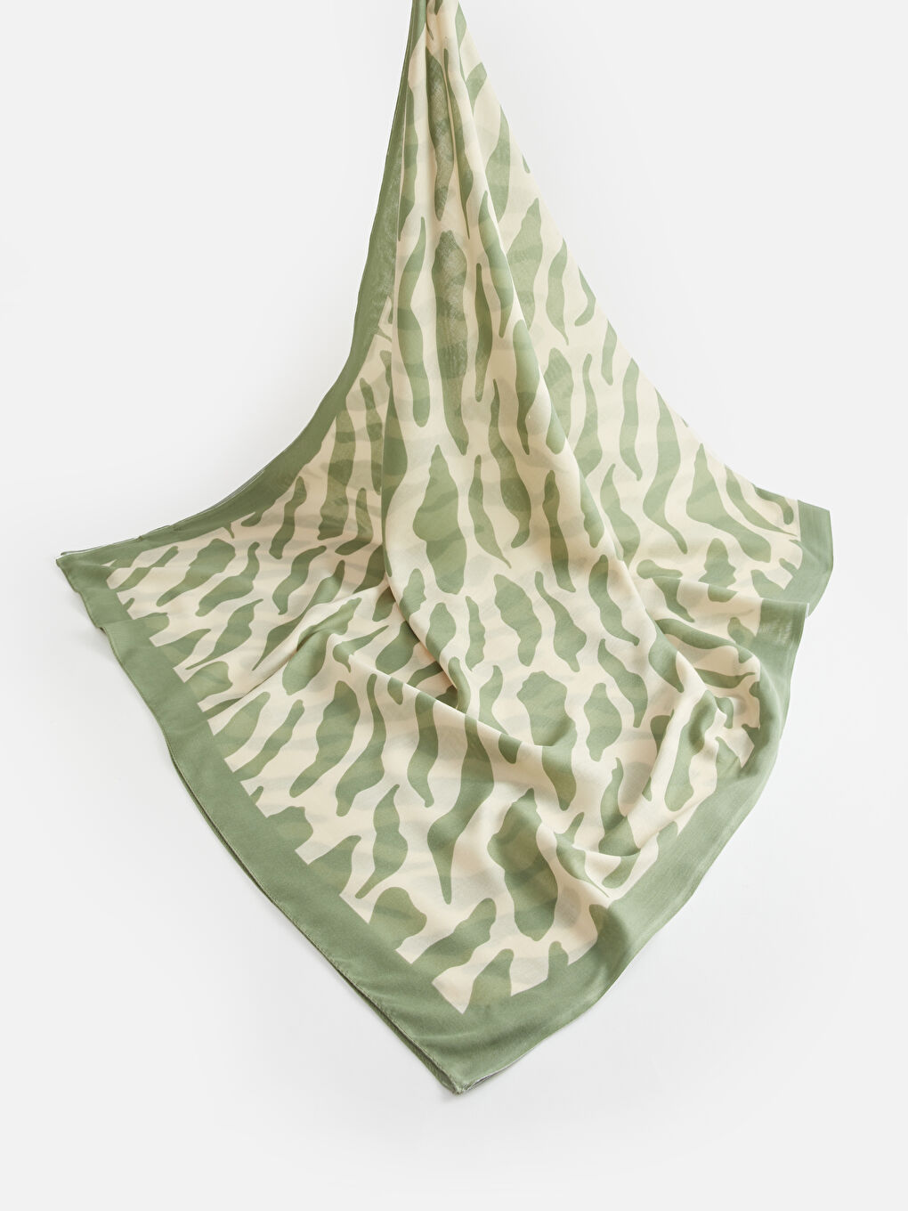 Yeşil Zebra Desenli Kadın Şal-1