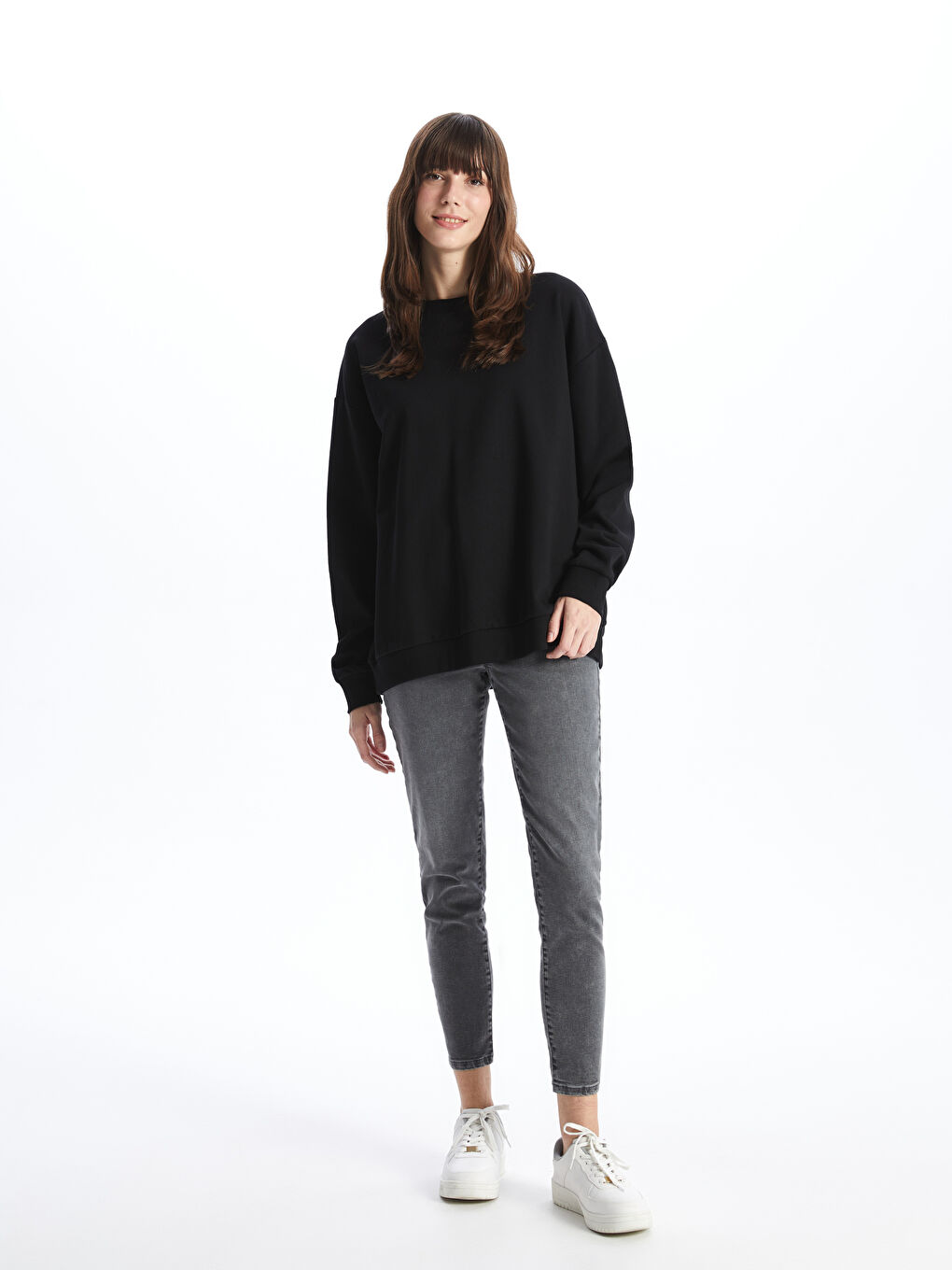 سويت شيرت تخين سادة بياقة دائرية للسيدات-2