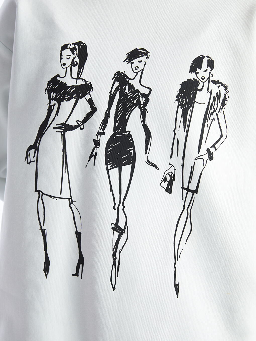 سويت شيرت تخين مطبوع بياقة دائرية للسيدات-3