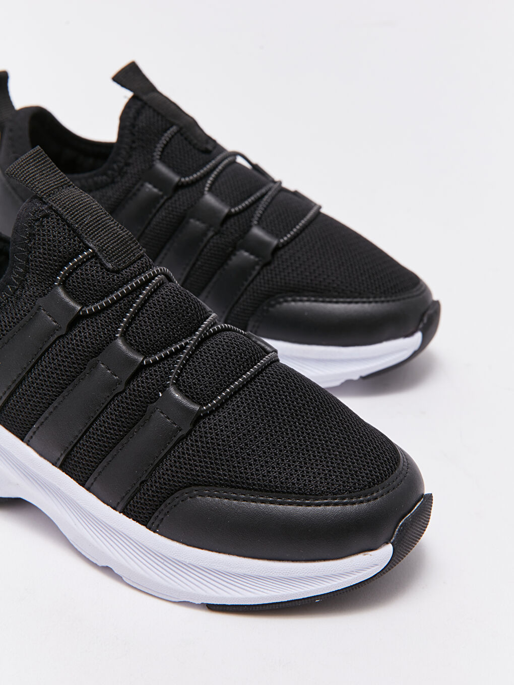 Siyah File Detaylı Erkek Çocuk Spor Ayakkabı-2