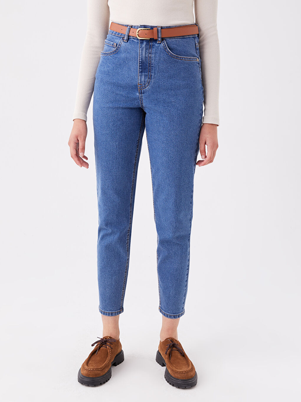 Belted Mom Fit Women's Jeans-2