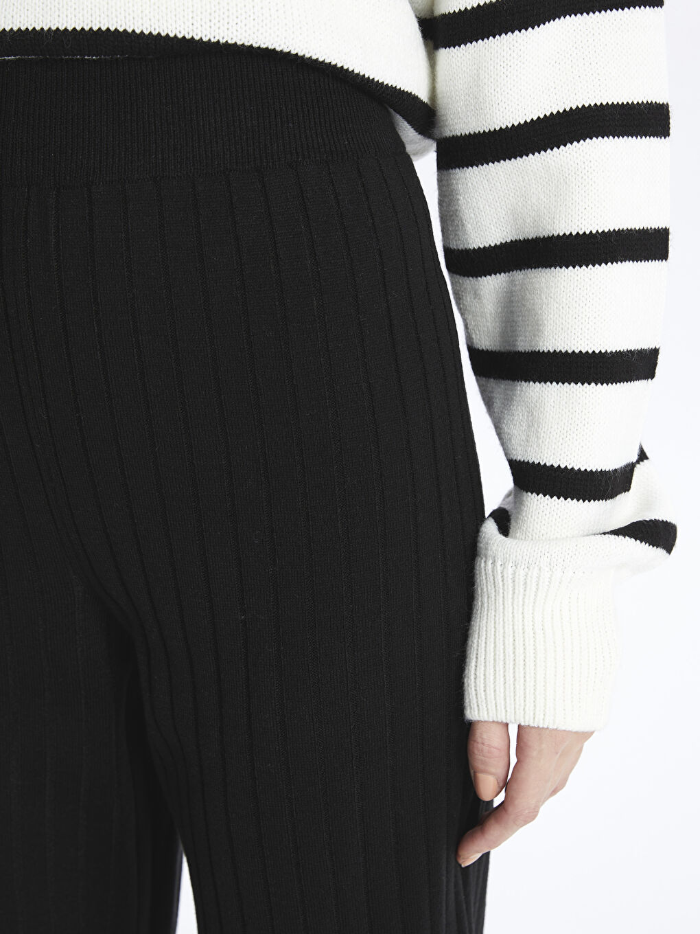 Women's Elasticated Waist Plain Knitwear Trousers -W3GE99Z8-RQL