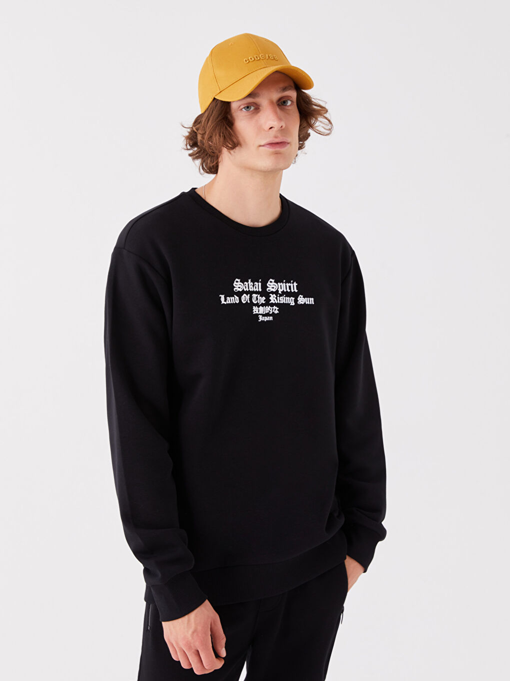 Siyah Bisiklet Yaka Uzun Kollu Baskılı Erkek Sweatshirt