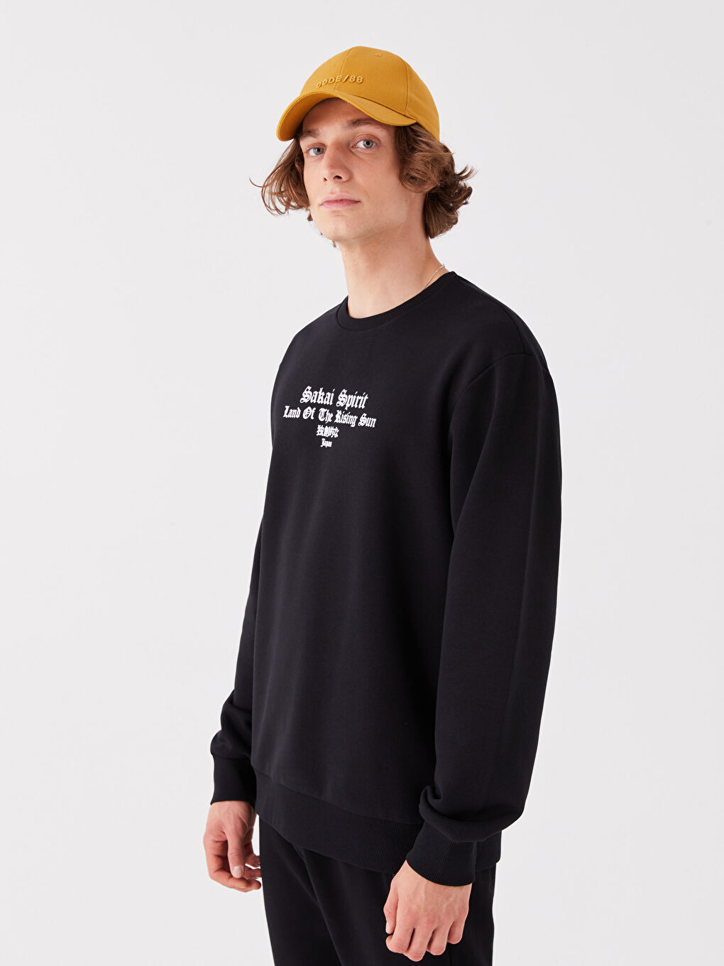 Siyah Bisiklet Yaka Uzun Kollu Baskılı Erkek Sweatshirt-1