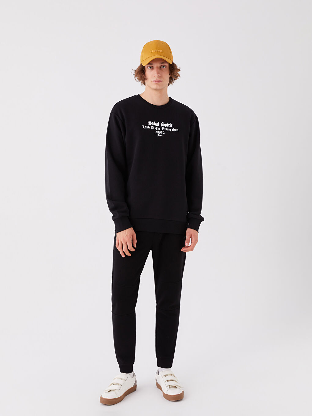 Siyah Bisiklet Yaka Uzun Kollu Baskılı Erkek Sweatshirt-2