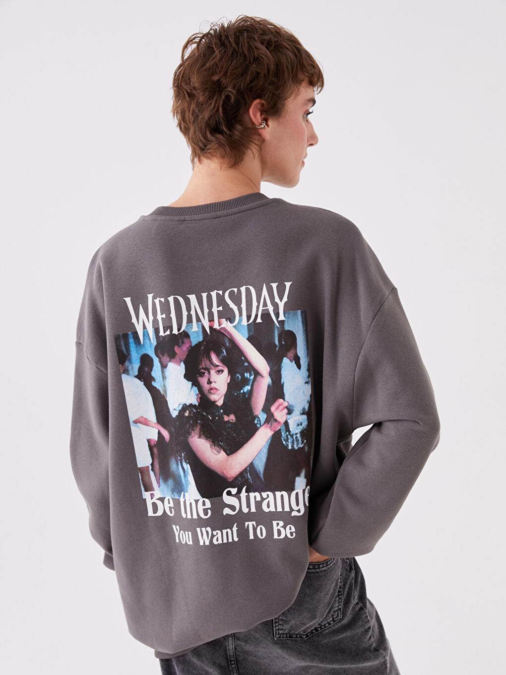 XSIDE Antrasit Bisiklet Yaka Wednesday Baskılı Oversize Kadın Kalın Sweatshirt