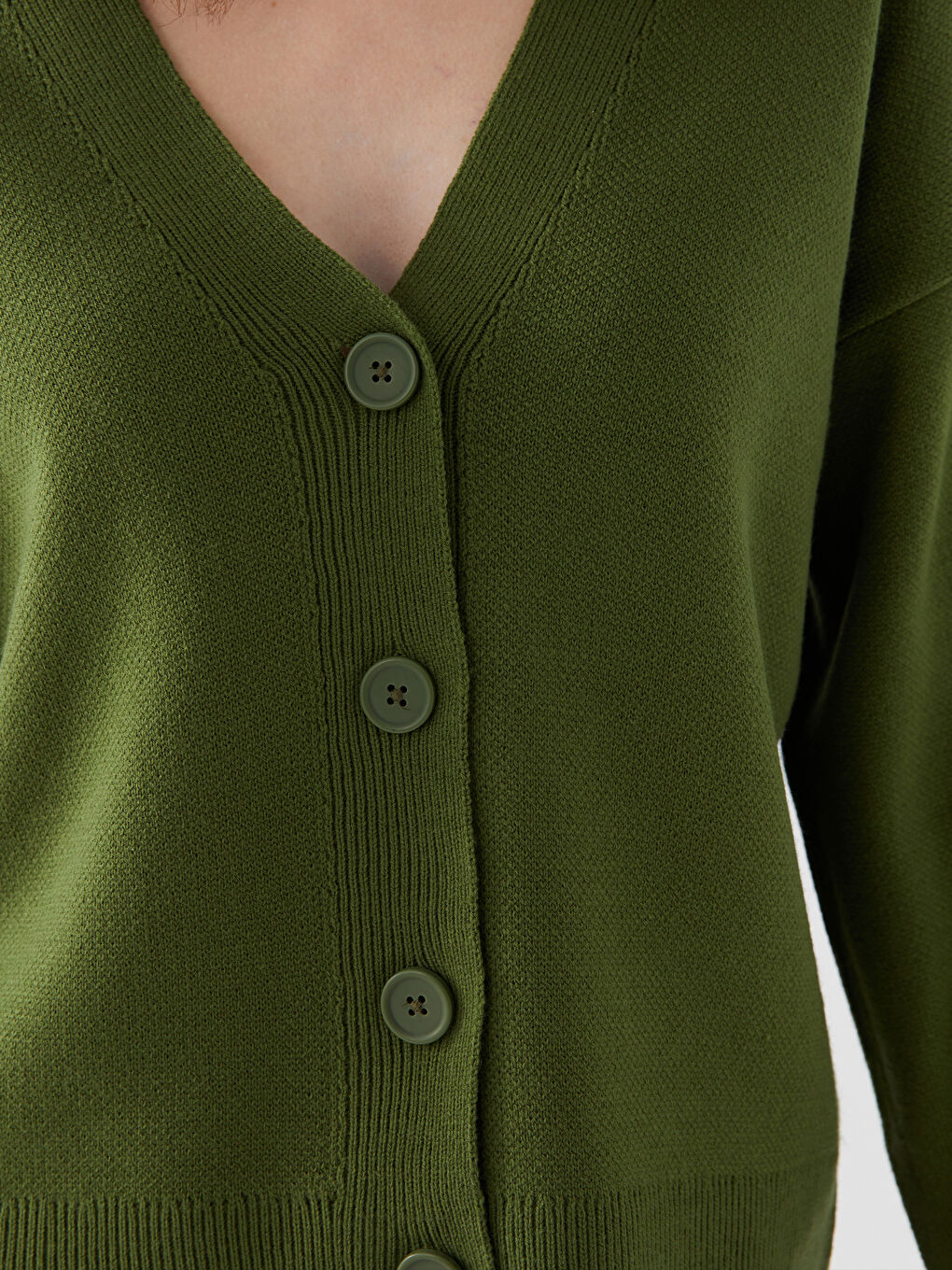 Yeşil V Yaka Kadın Triko Hırka-3