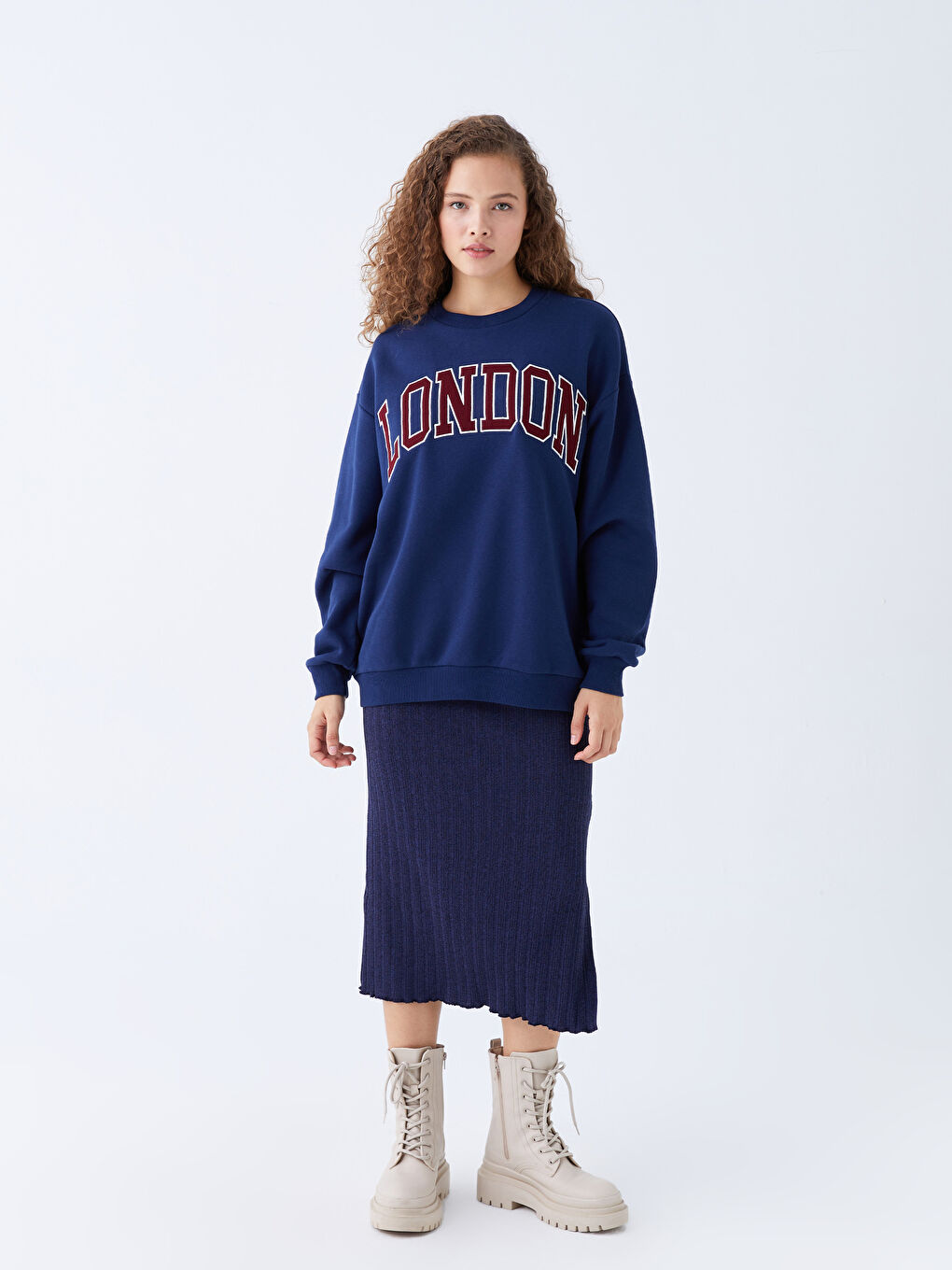 Crew Neck Printed Oversize Women's Thick Sweatshirt-2