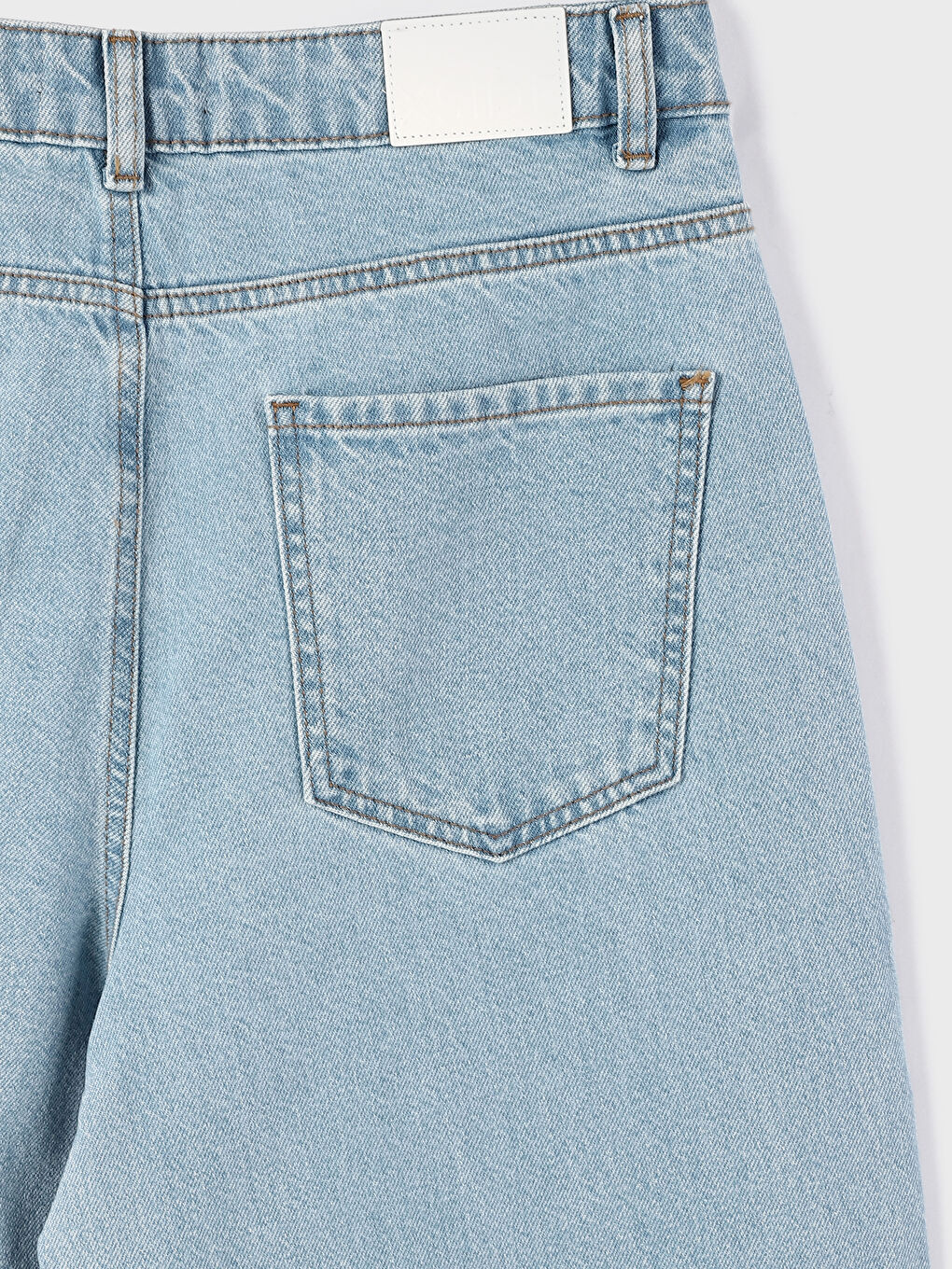 جينز واسع للسيدات-3