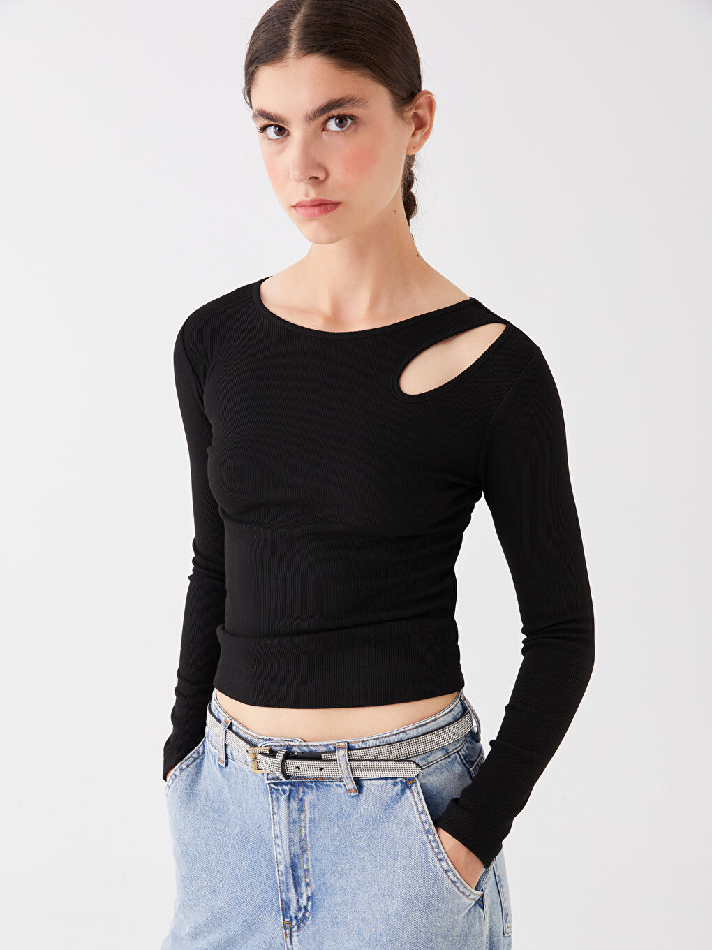 Siyah Bisiklet Yaka Düz Uzun Kollu Kadın Bluz