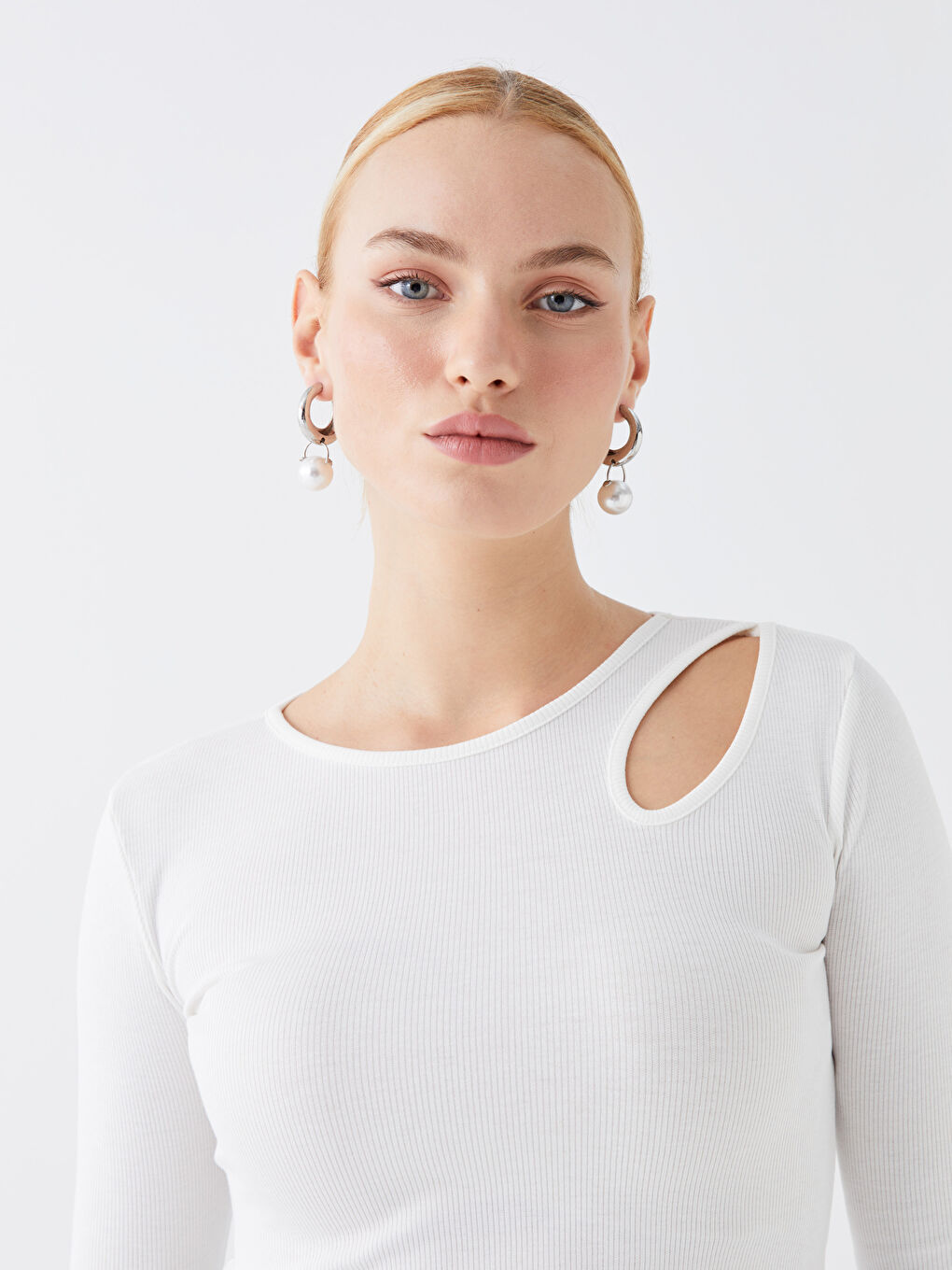 Ekru Bisiklet Yaka Düz Uzun Kollu Kadın Bluz-2