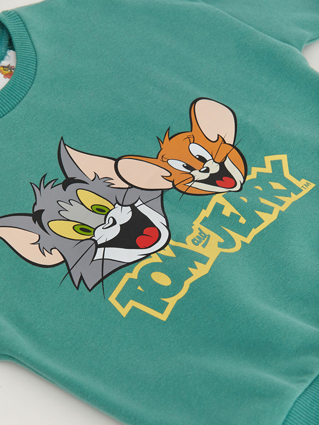 LCW baby Yeşil Bisiklet Yaka Uzun Kollu Tom and Jerry Baskılı Erkek Bebek Sweatshirt - 2