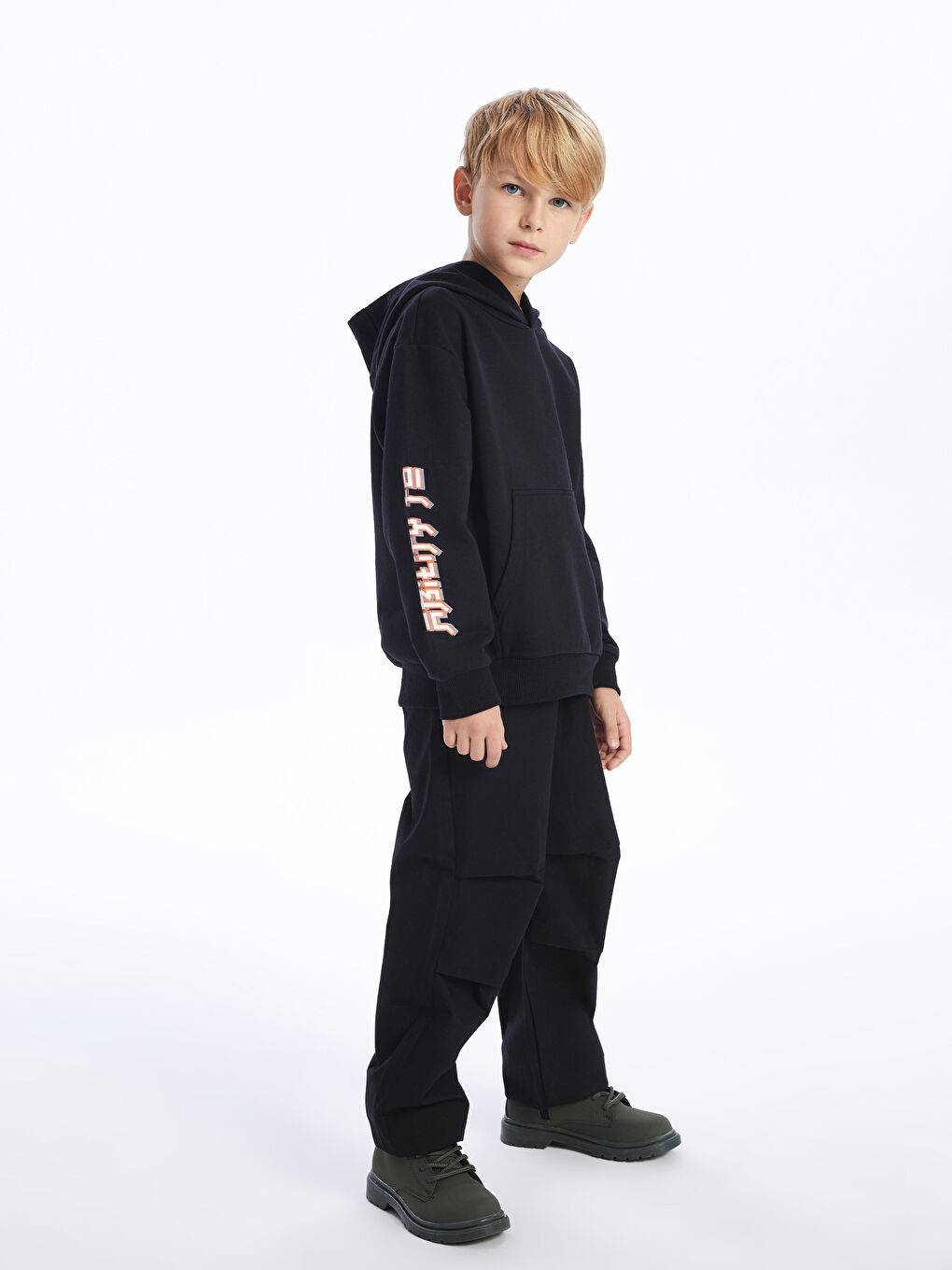 Siyah Baskılı Uzun Kollu Erkek Çocuk Hoodie-2