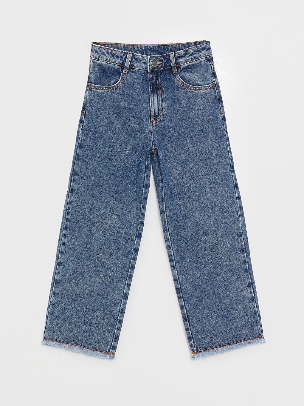 ფართოფეხა გოგოების ჯინსი