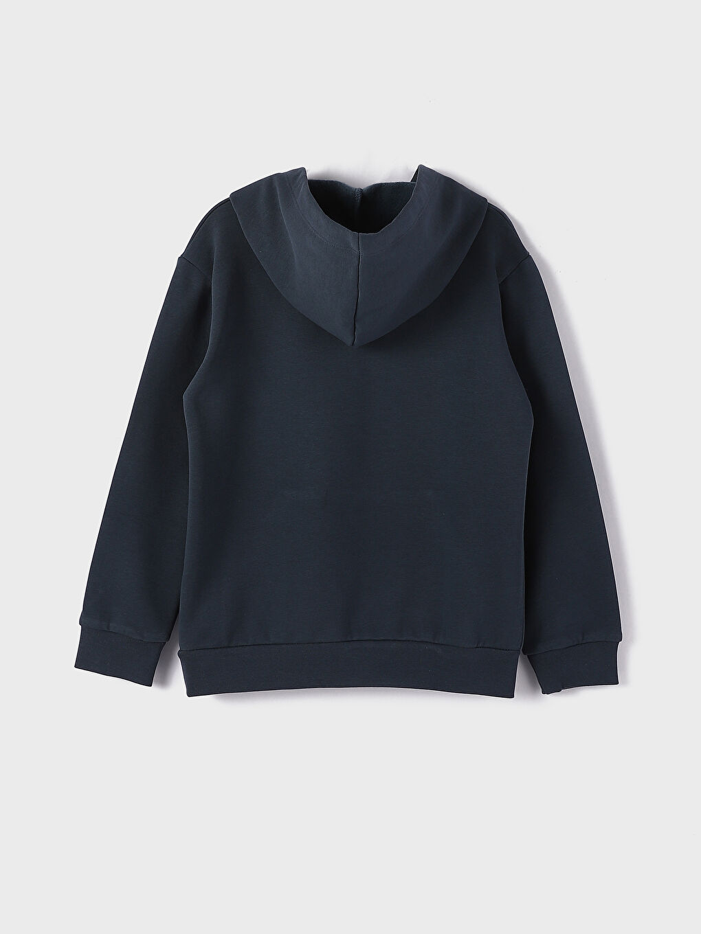 سويت شيرت للأولاد بكابوش واسع ومريح-1