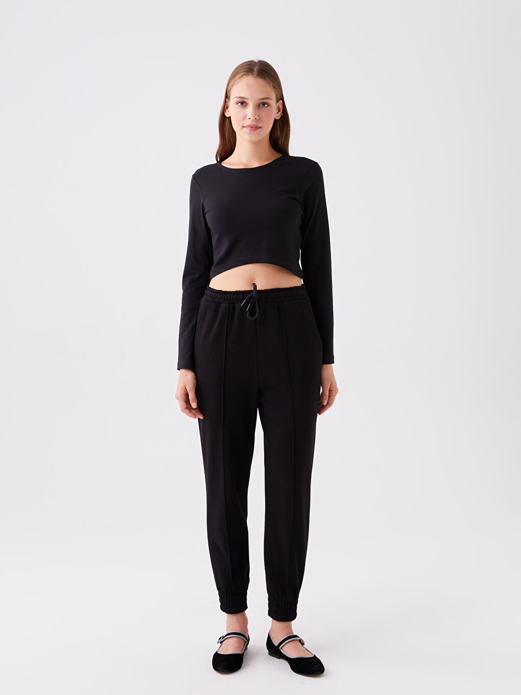 Siyah Bisiklet Yaka Düz Uzun Kollu Kadın Crop-2