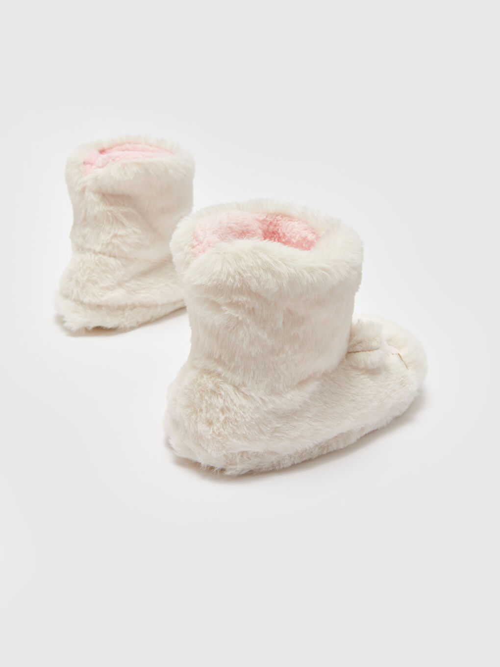 3D აპლიკაციის მოქარგული დეტალებით გოგონებისთვის სახლის ჩუსტების ჩექმები-4