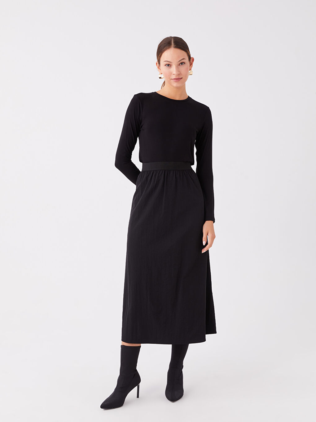 Siyah Bisiklet Yaka Düz Uzun Kollu Kadın Tişört-3