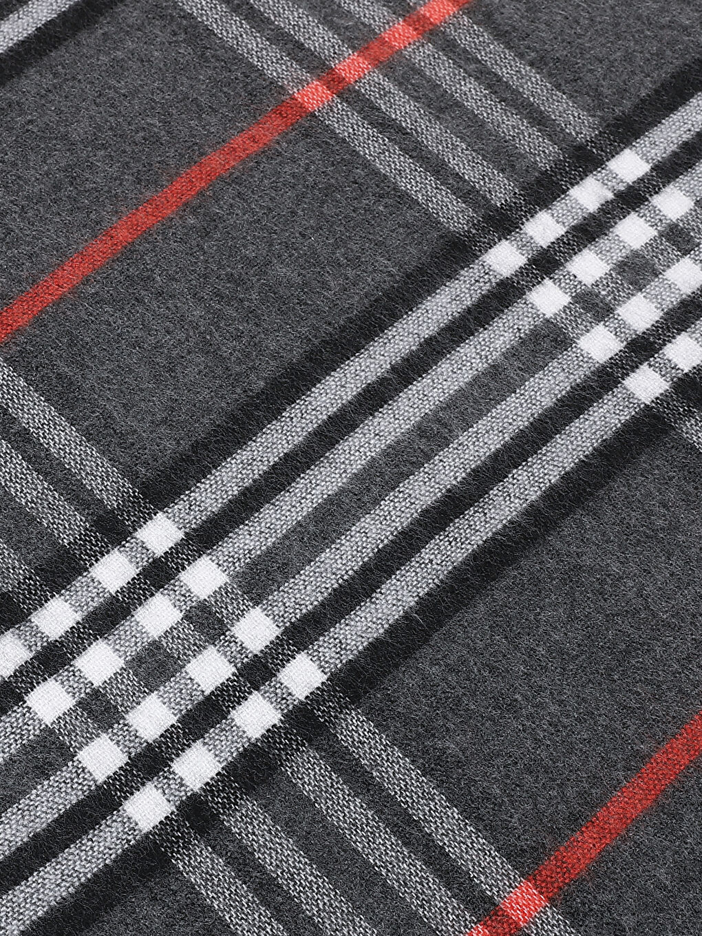 سكارف كاروهات للرجال بتفاصيل شراشيب-2