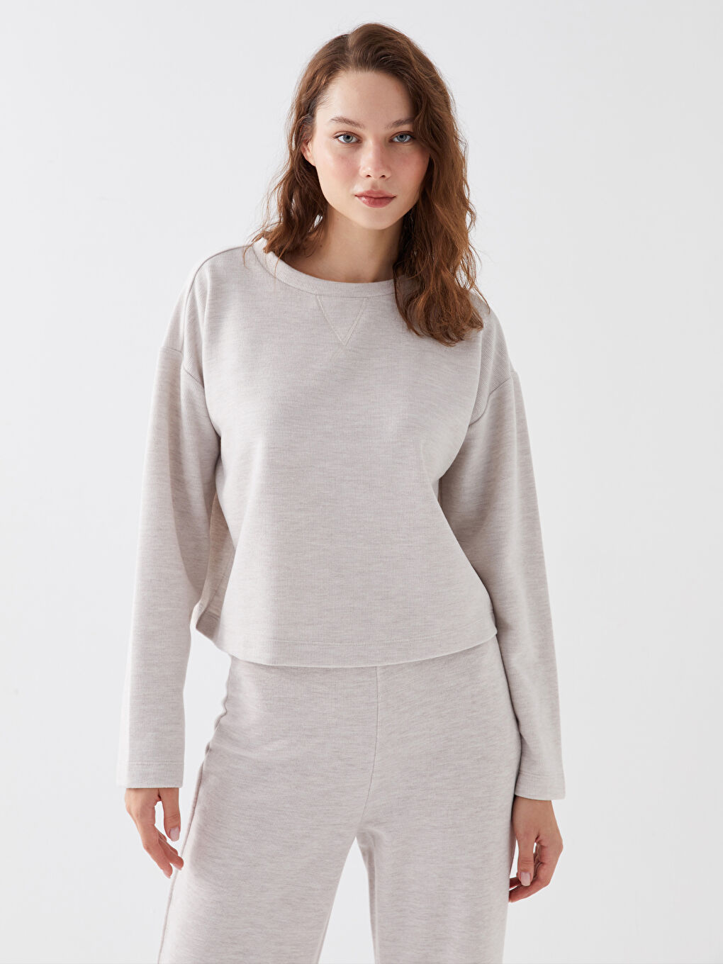 LCW Vision Ekru Bisiklet Yaka Oversize Kadın Sweatshirt