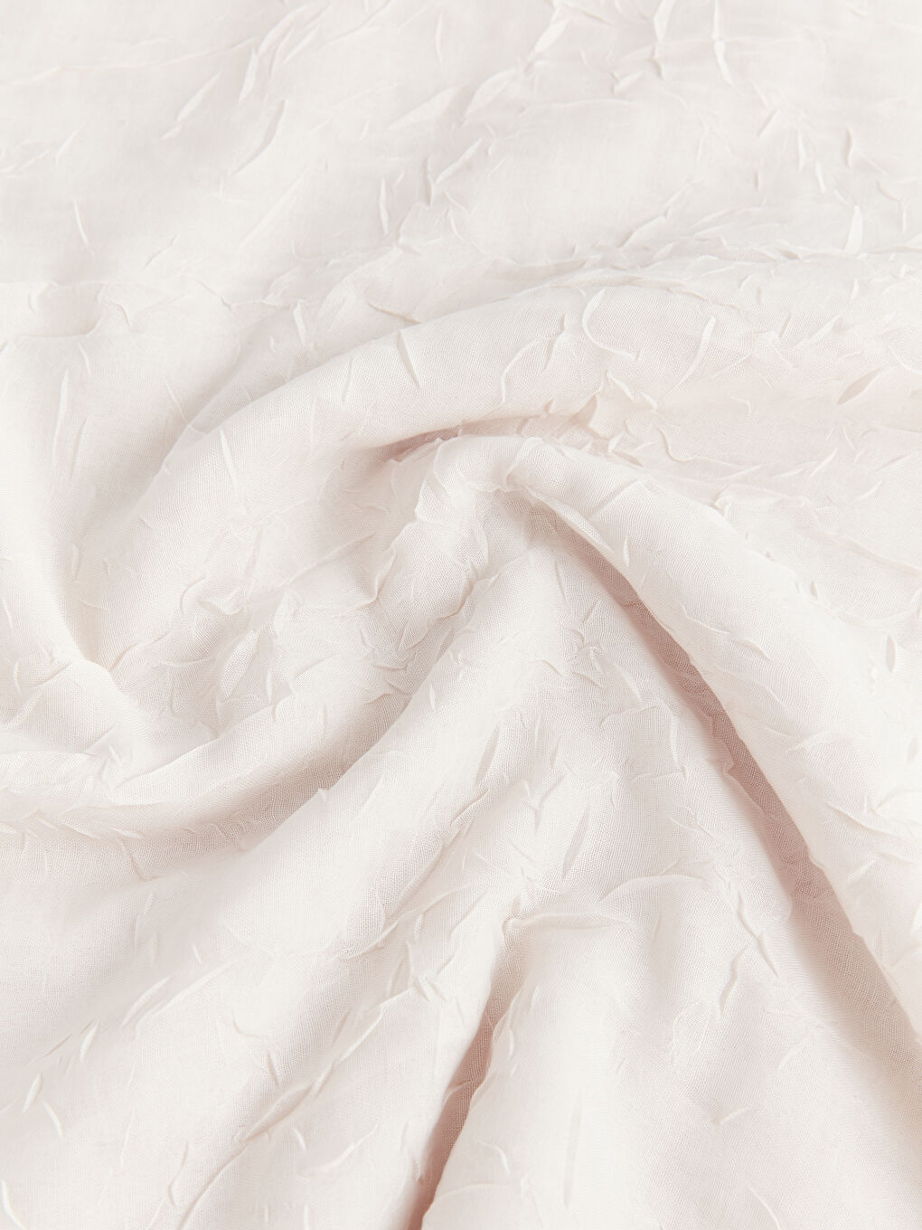 Ekru Kendinden Desenli Kadın Şal-2