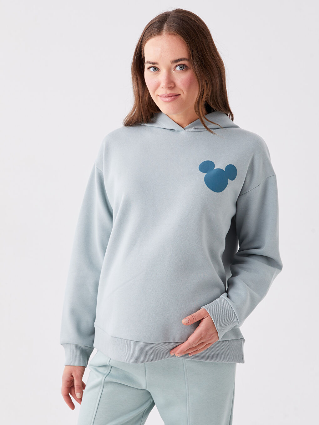 LCWAIKIKI Maternity Mat Yeşil Mickey Mouse Baskılı Uzun Kollu Hamile Hoodie - 1