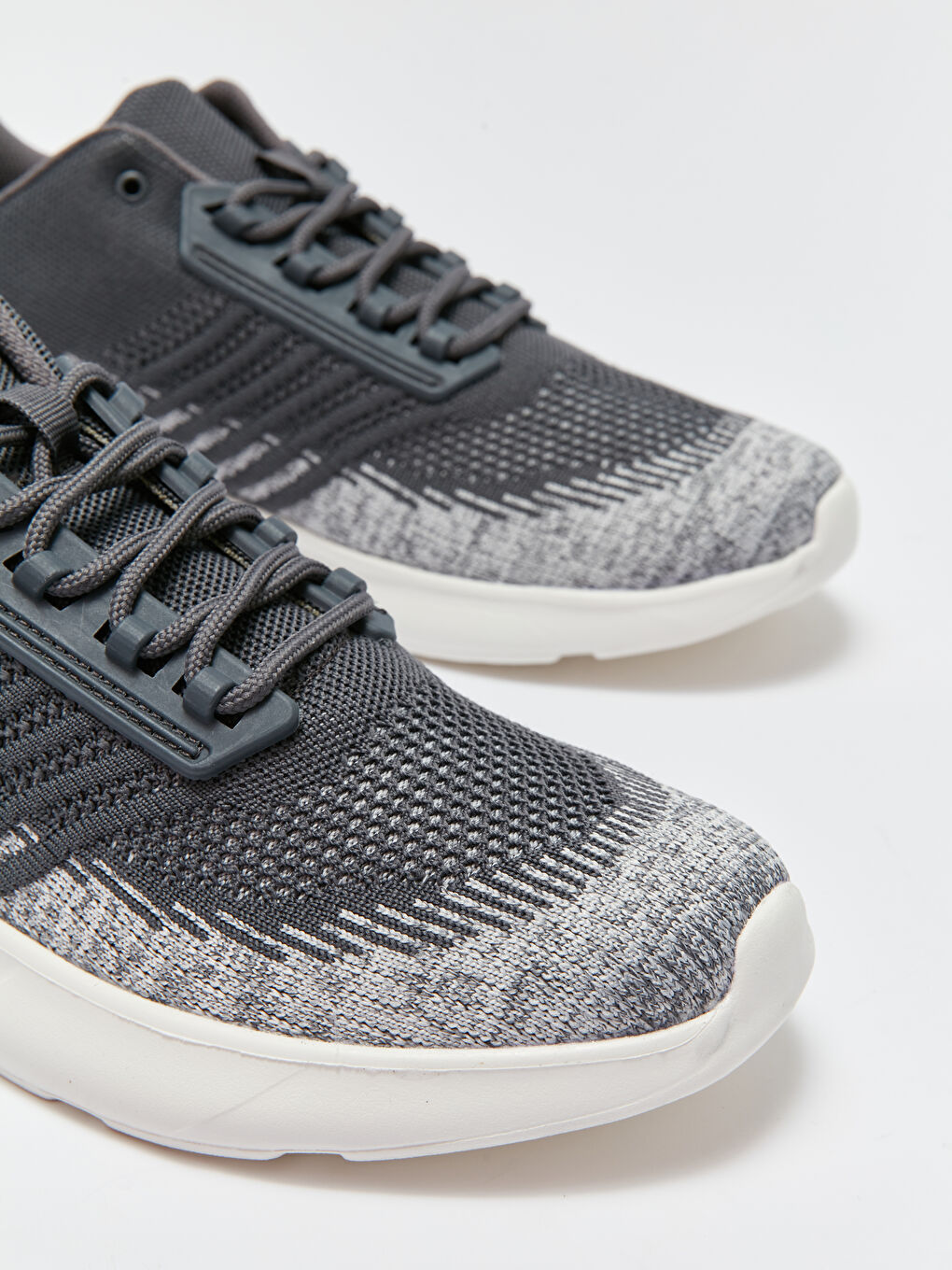 Gri Bağcıklı File Detaylı Erkek Aktif Spor Ayakkabı-2
