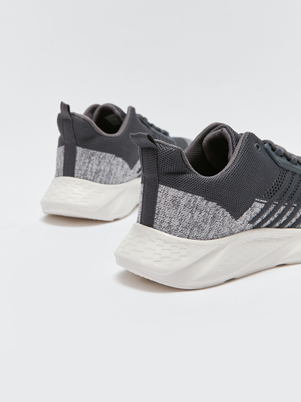 Gri Bağcıklı File Detaylı Erkek Aktif Spor Ayakkabı-4