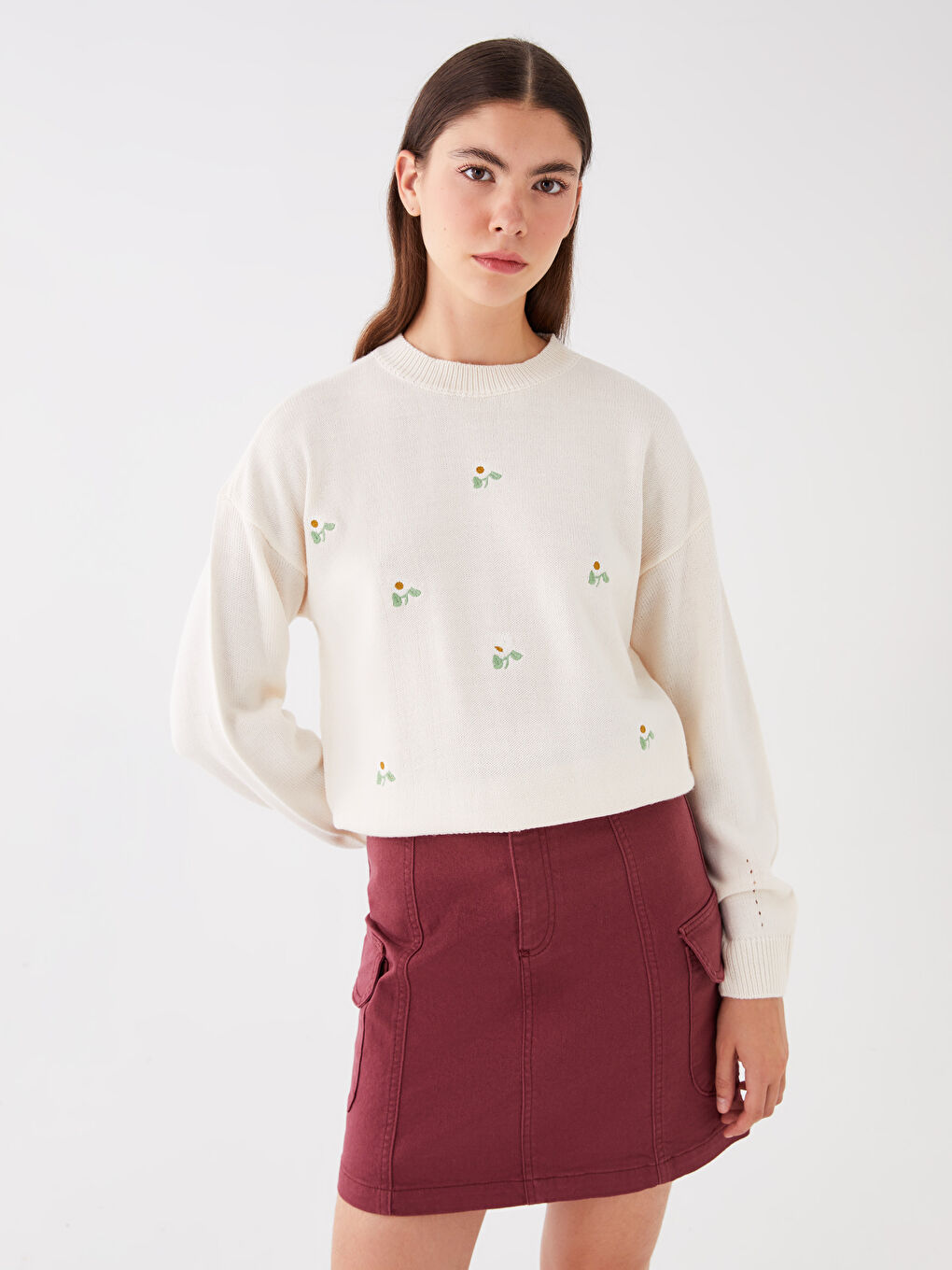 Crew Neck Embroidered Women's Knitwear Sweater
