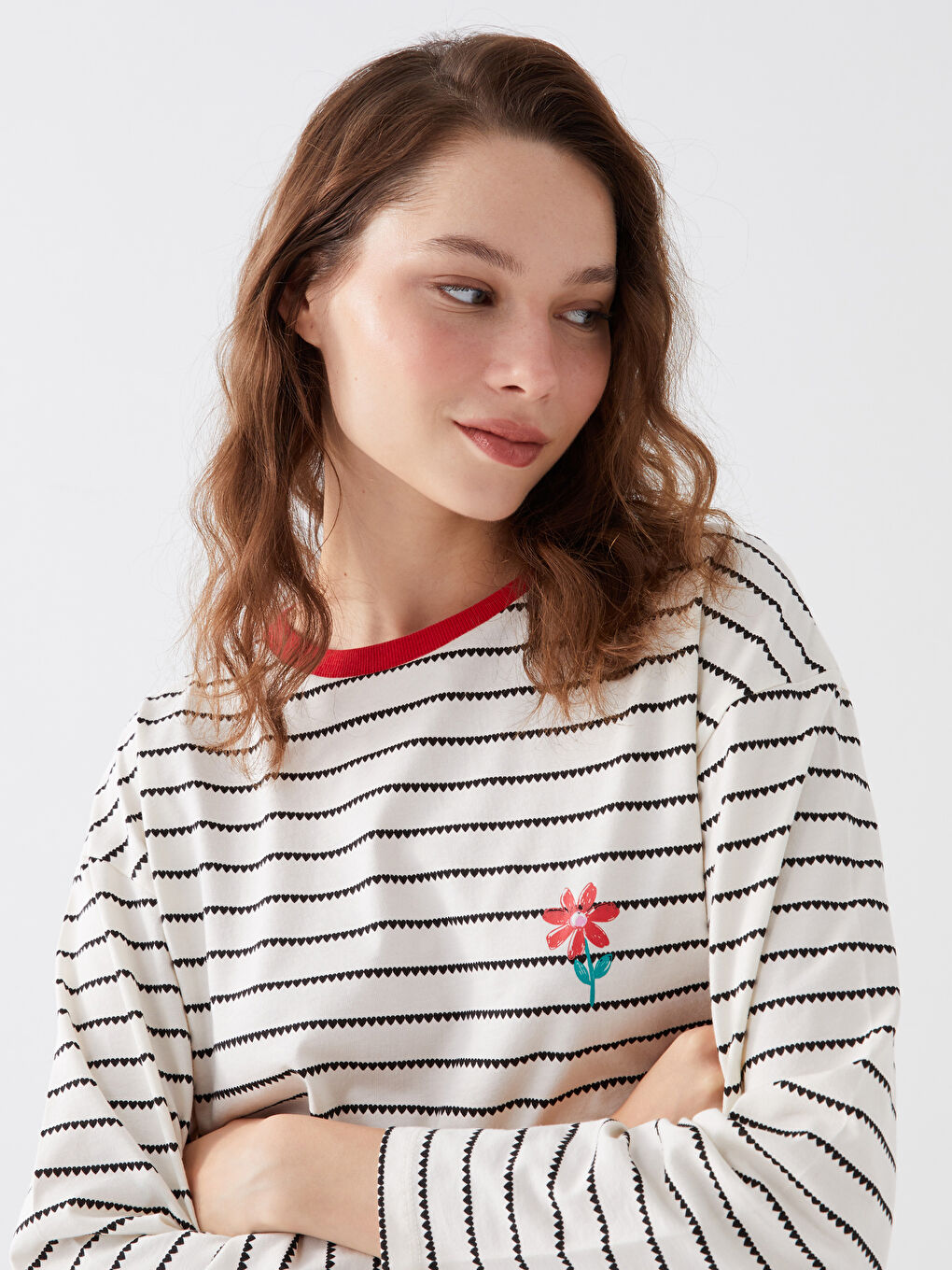 Siyah Bisiklet Yaka Desenli Uzun Kollu Kadın Tişört Anne Kız Kombini