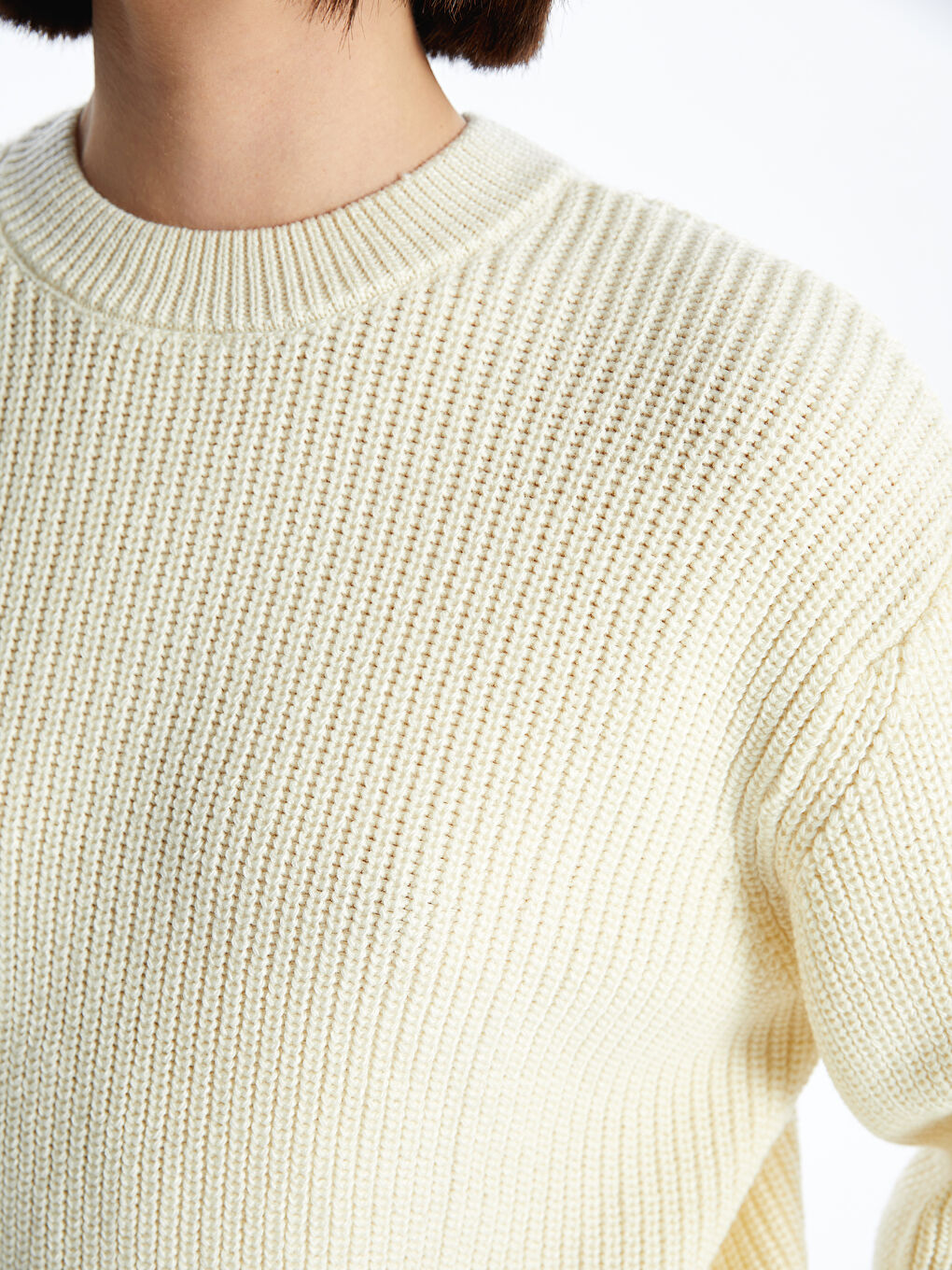 سترة تريكو سادة بياقة دائرية وأكمام طويلة للسيدات-4