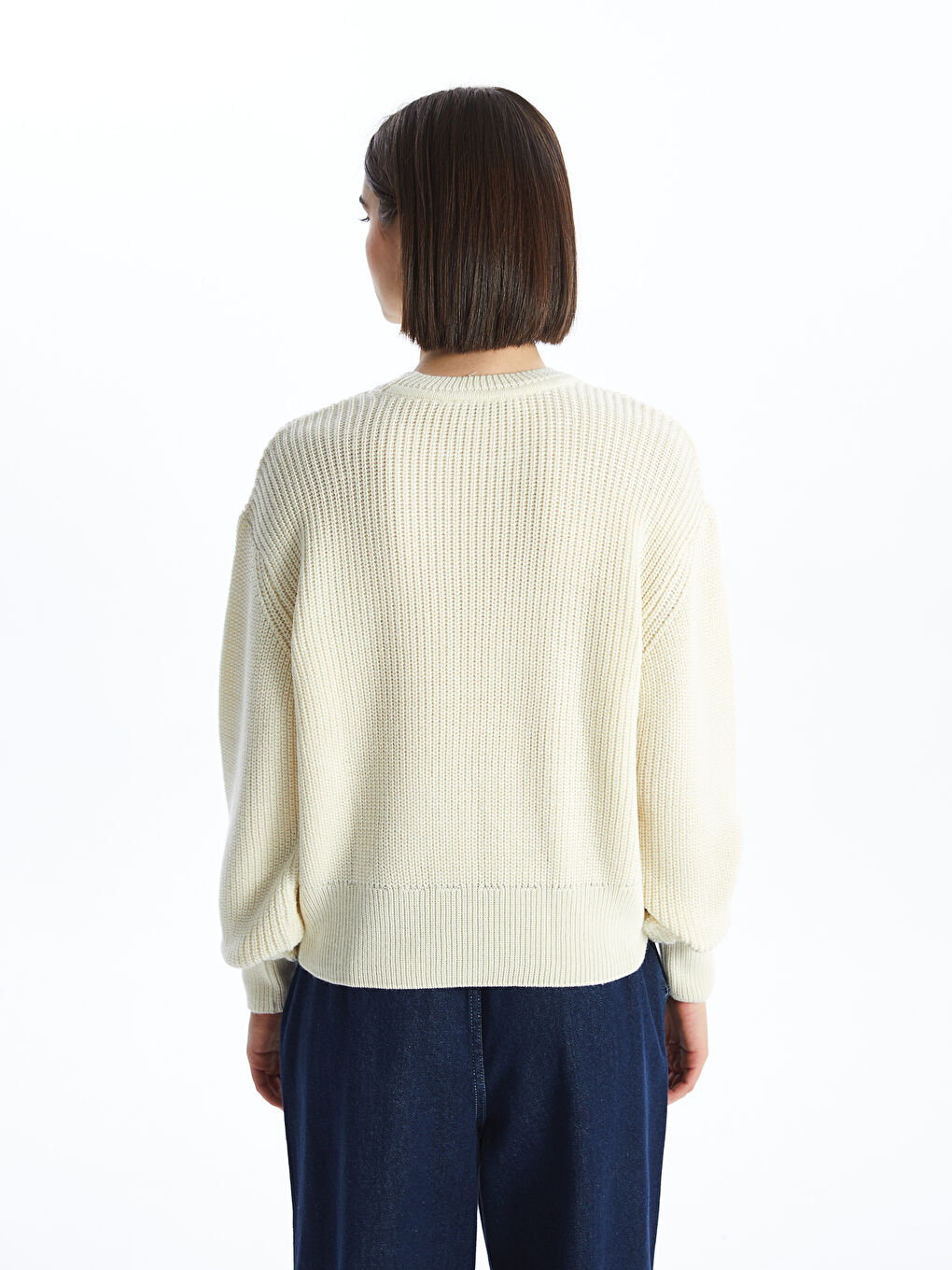 سترة تريكو سادة بياقة دائرية وأكمام طويلة للسيدات-5