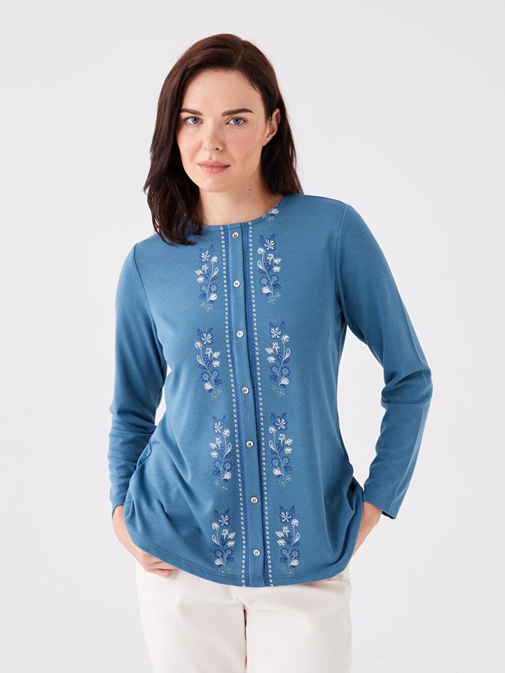 LCW Grace Crew Neck Embroidered Long Sleeve Women's Blouse -W3H650Z8-H5U