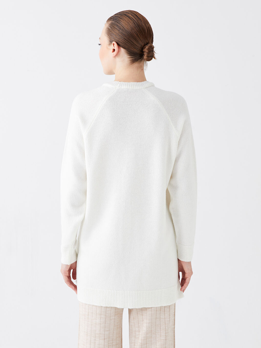 Ekru Bisiklet Yaka Baskılı Uzun Kollu Kadın Triko Tunik-4