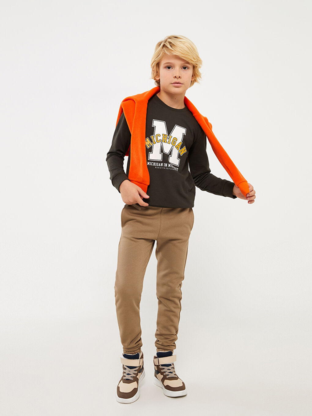 Kahverengi Beli Lastikli Basic Erkek Çocuk Jogger Eşofman Altı-1