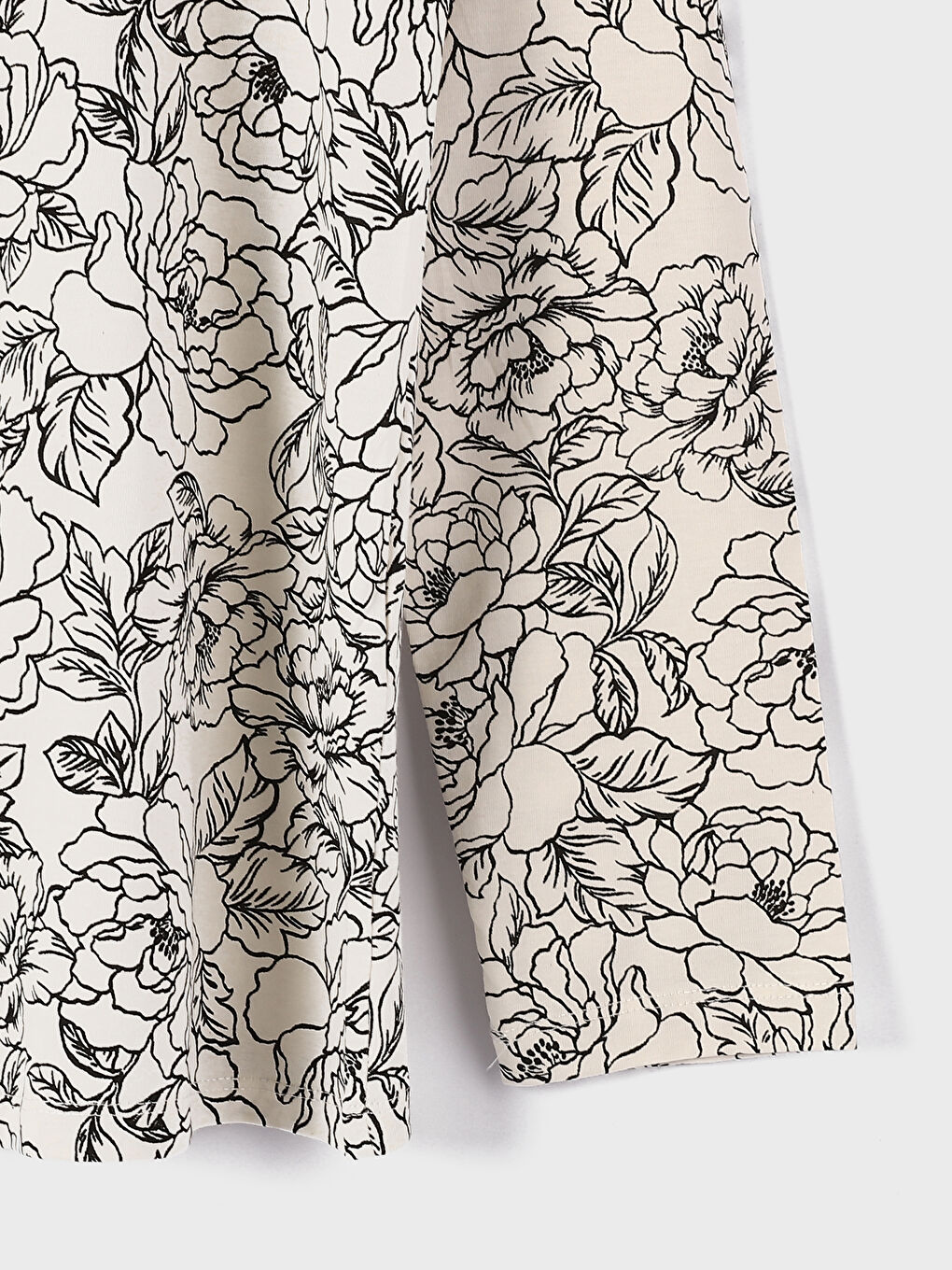 طقم بيجامة بياقة القميص منقوش للسيدات-8