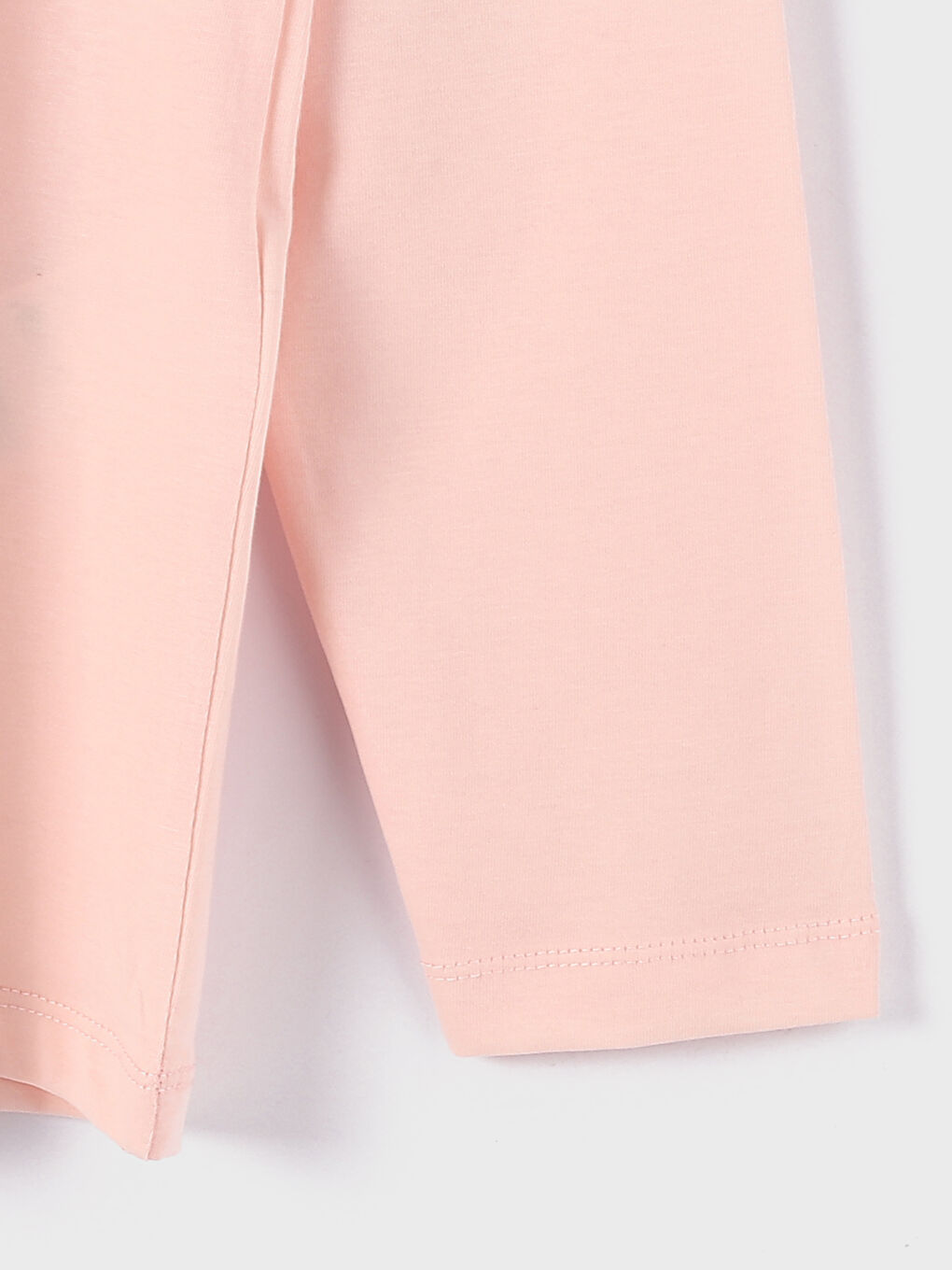 طقم بيجامة كم طويل مطبوع بياقة دائرية للسيدات-4