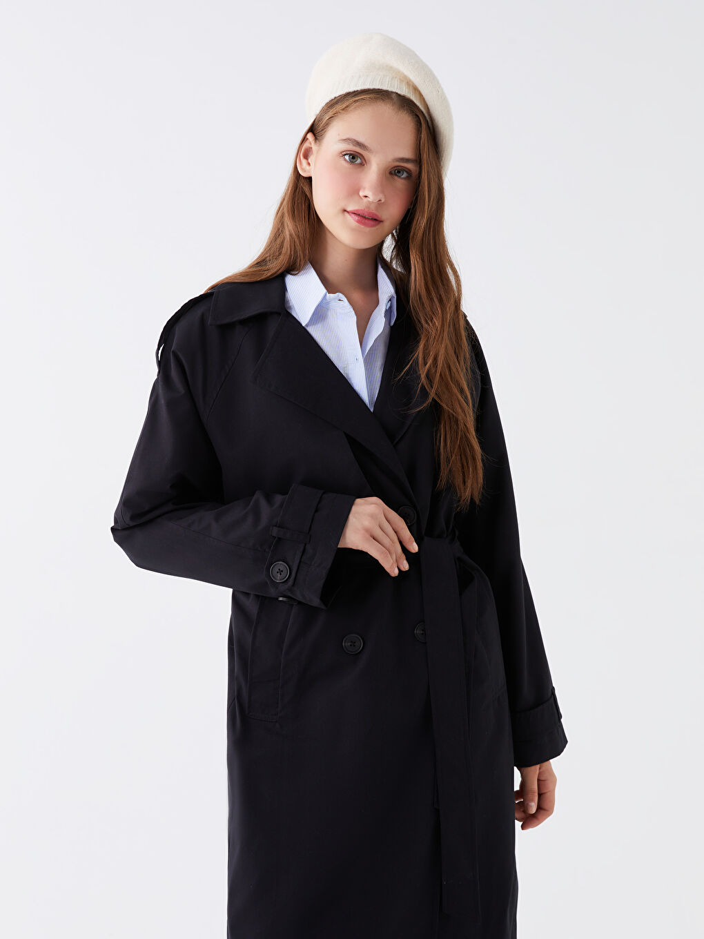 Siyah Ceket Yaka Düz Uzun Kollu Kadın Trençkot-1
