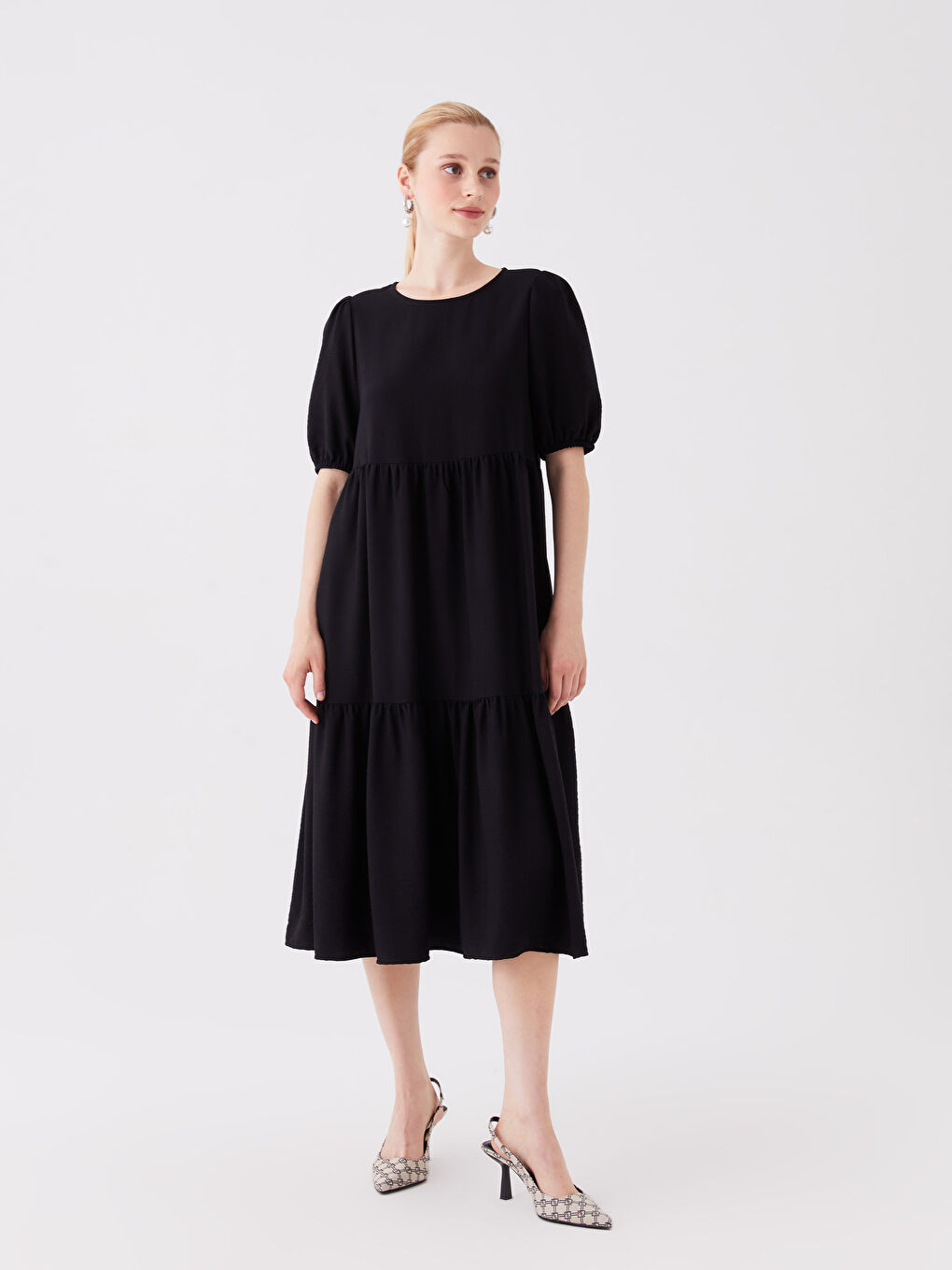 Siyah Bisiklet Yaka Düz Kısa Kollu Kadın Elbise