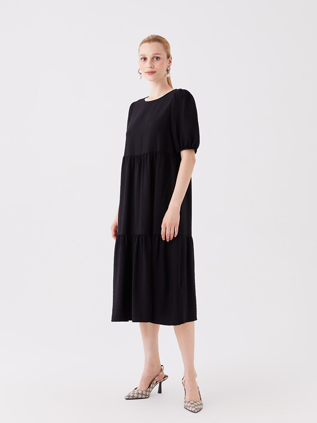 Siyah Bisiklet Yaka Düz Kısa Kollu Kadın Elbise-1