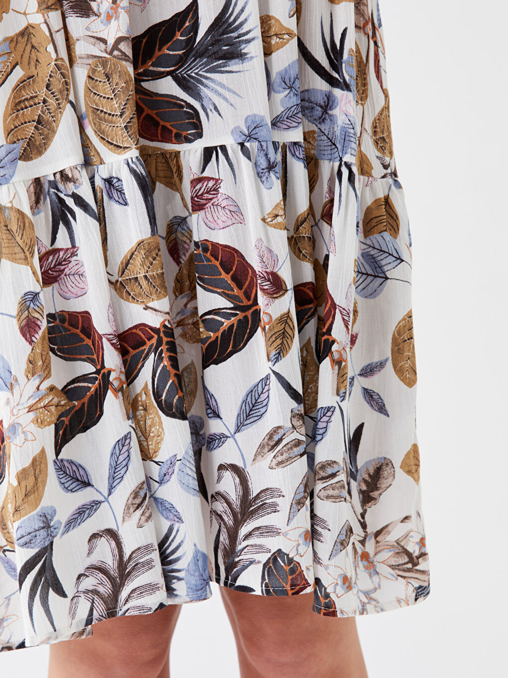 Karışık V Yaka Çiçekli Kısa Kollu Kadın Elbise-3