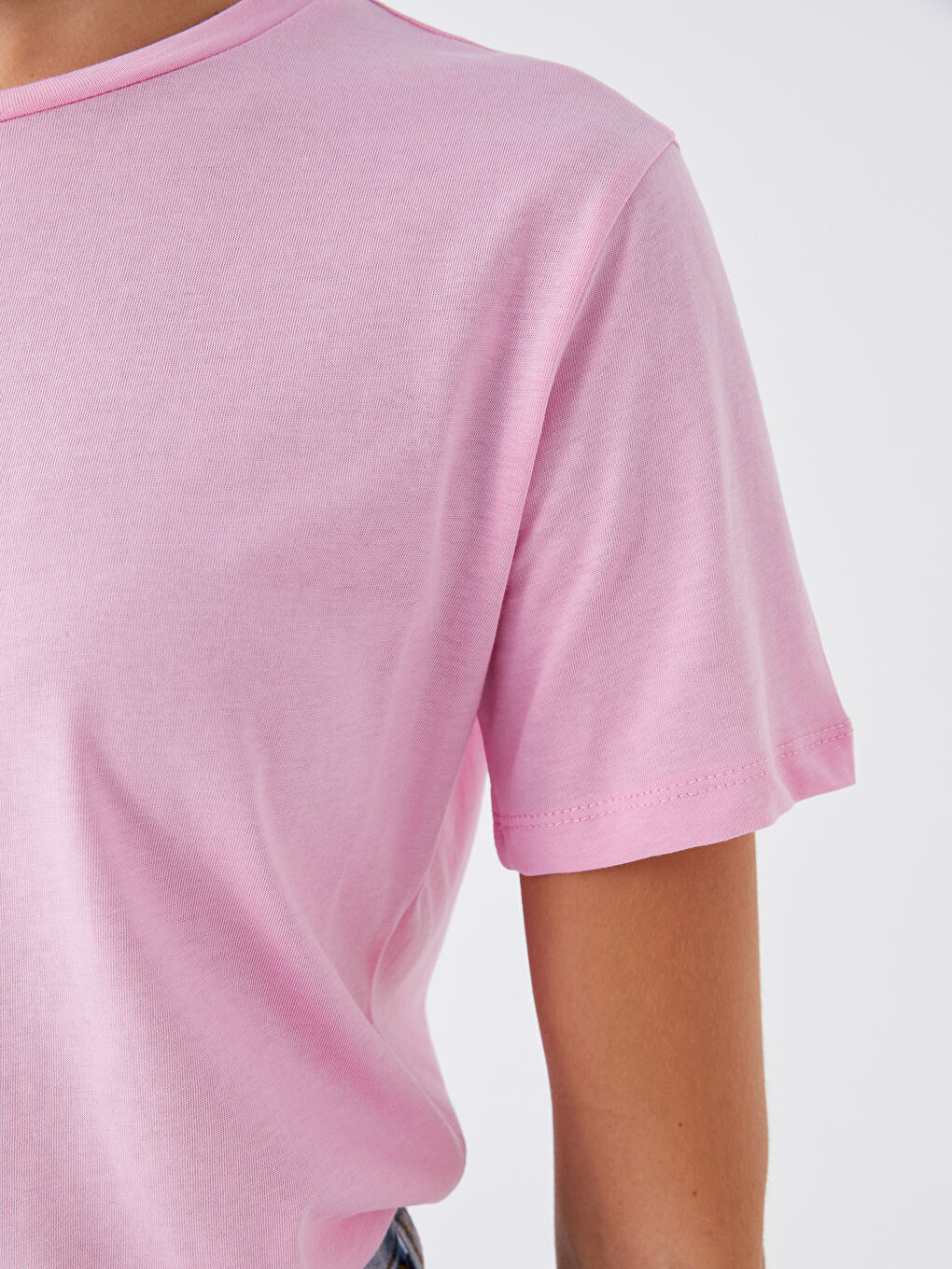 Pembe Bisiklet Yaka Düz Kısa Kollu Kadın Tişört-3